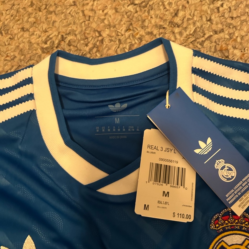Adidas Real Madrid home jersey long sleeve 2025/26 - Picture 2 of 4